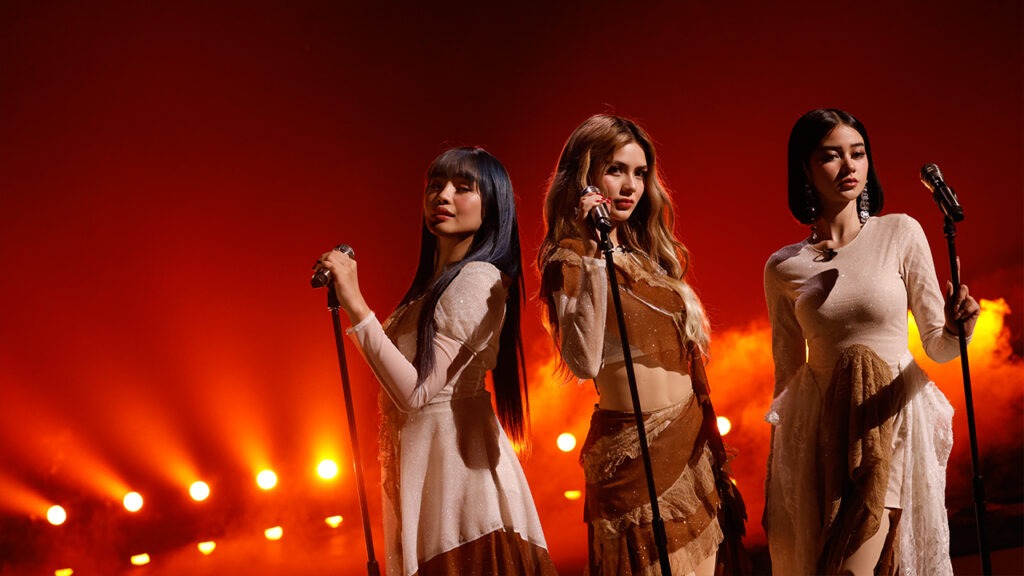 G22 raises PH flag at China’s ‘Show It All’